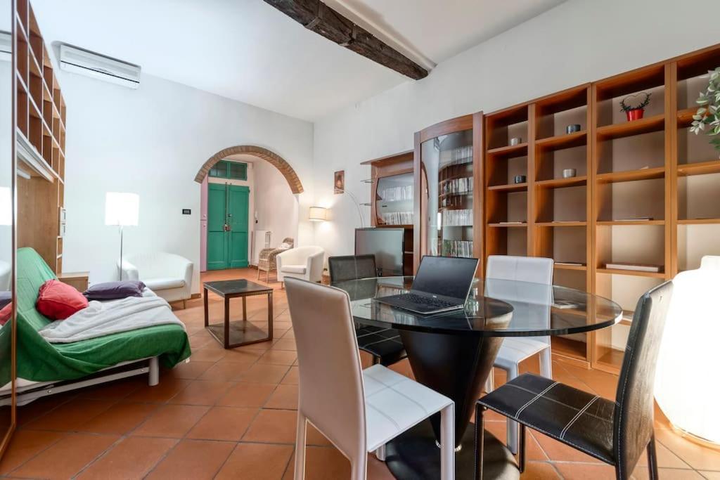 Fine Arts Apartment - Tv 40' Hd Netflix Prime Dazn — Foto 2